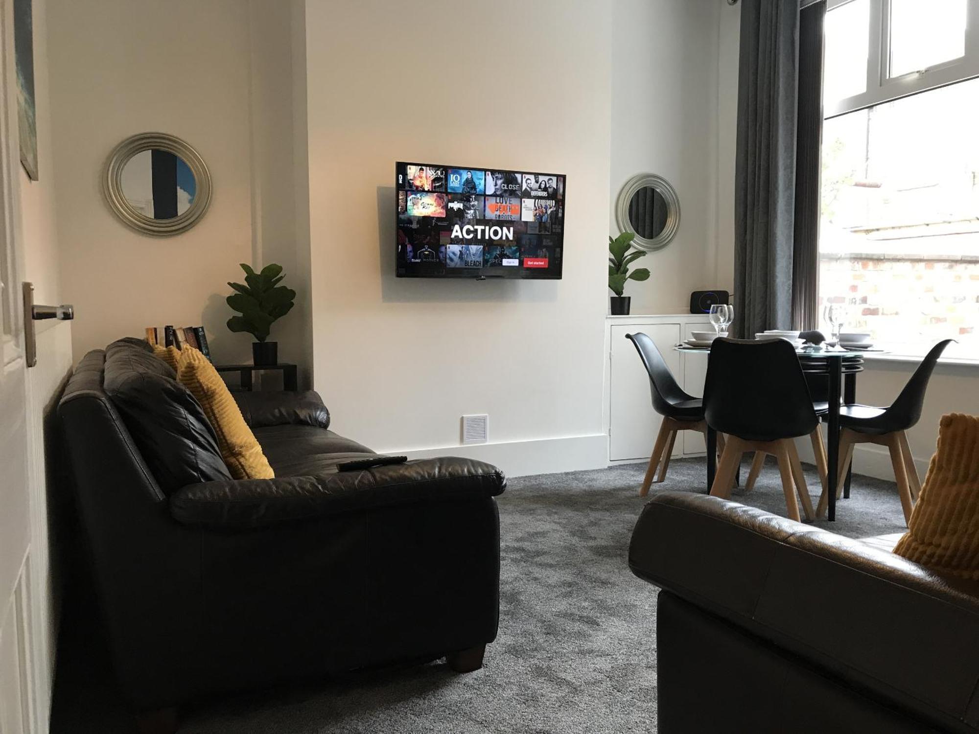 Bright Spacious 3-Bed With Office & Patio, Preston Preston  Buitenkant foto
