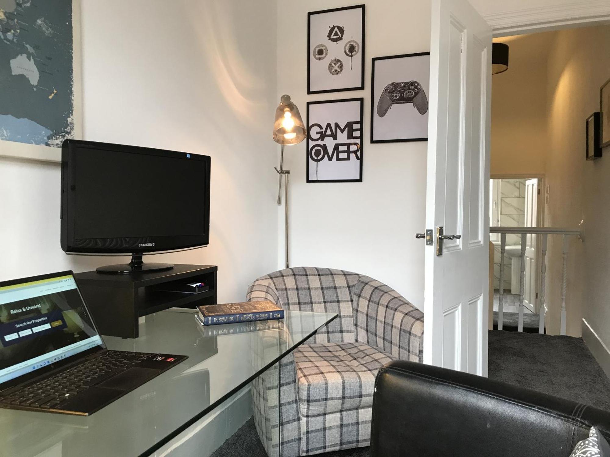 Bright Spacious 3-Bed With Office & Patio, Preston Preston  Buitenkant foto